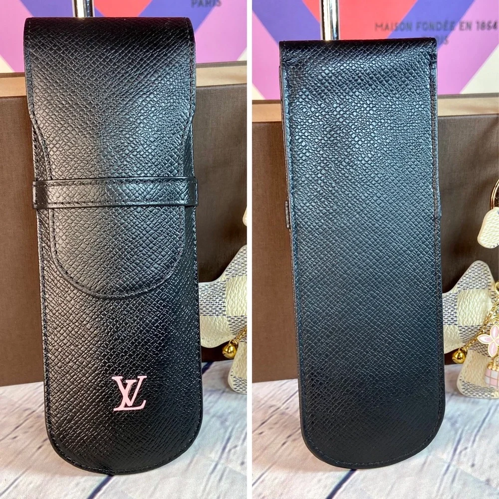 Louis Vuitton black Taiga leather pen pouch with bag charm! Custom painted - Picture 8 of 8